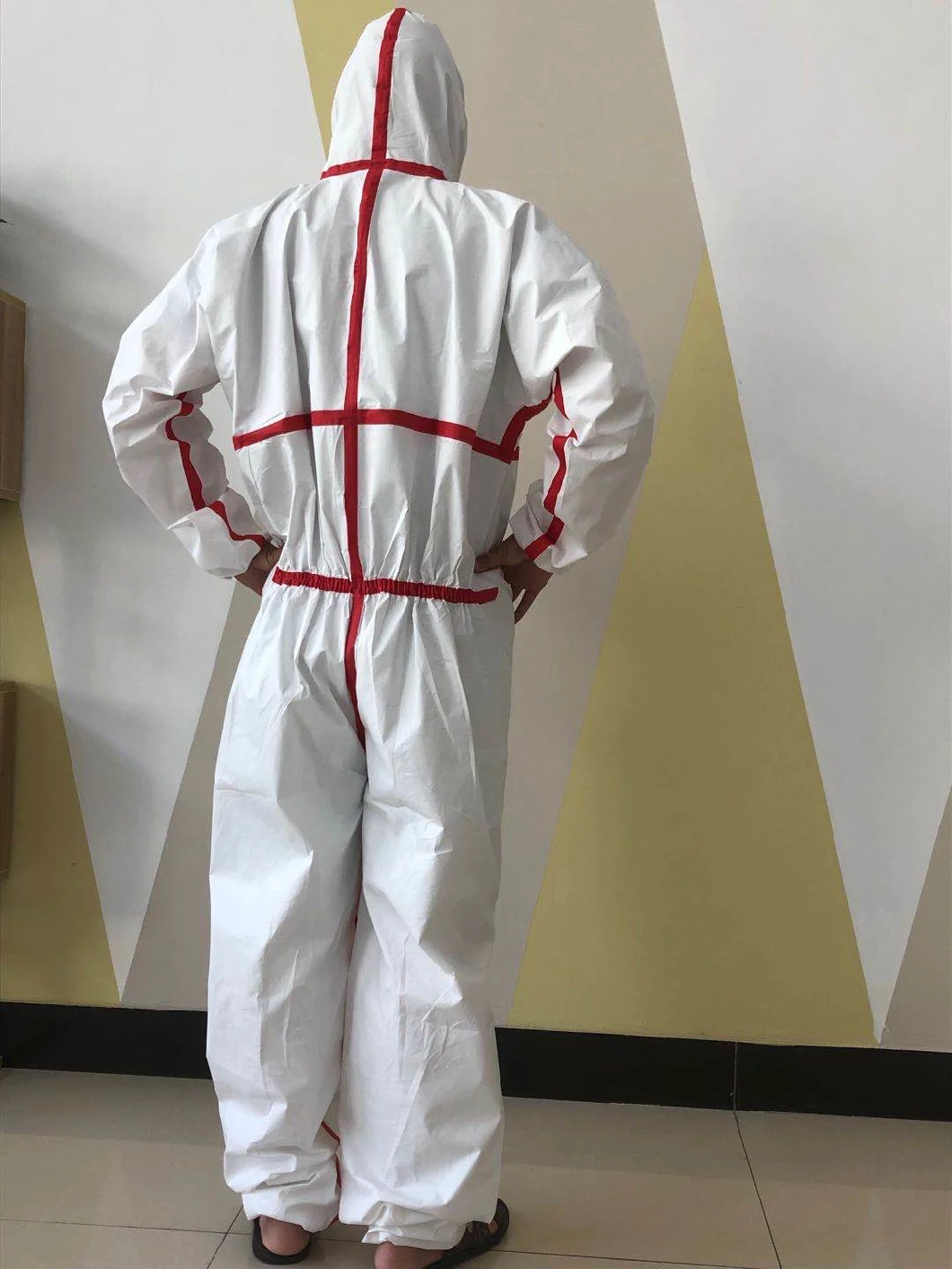 Ce Approved Isolation Gown Disposable Protective Clothing Personal Equipment Suits Non-Woven Full Body Coverall Suits Clothing